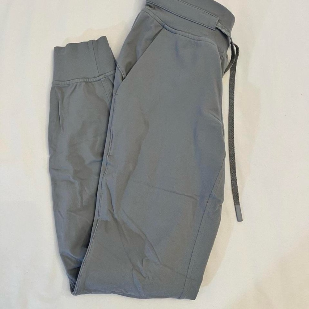 Grey Lululemon Joggers Size 0 Bought for $118